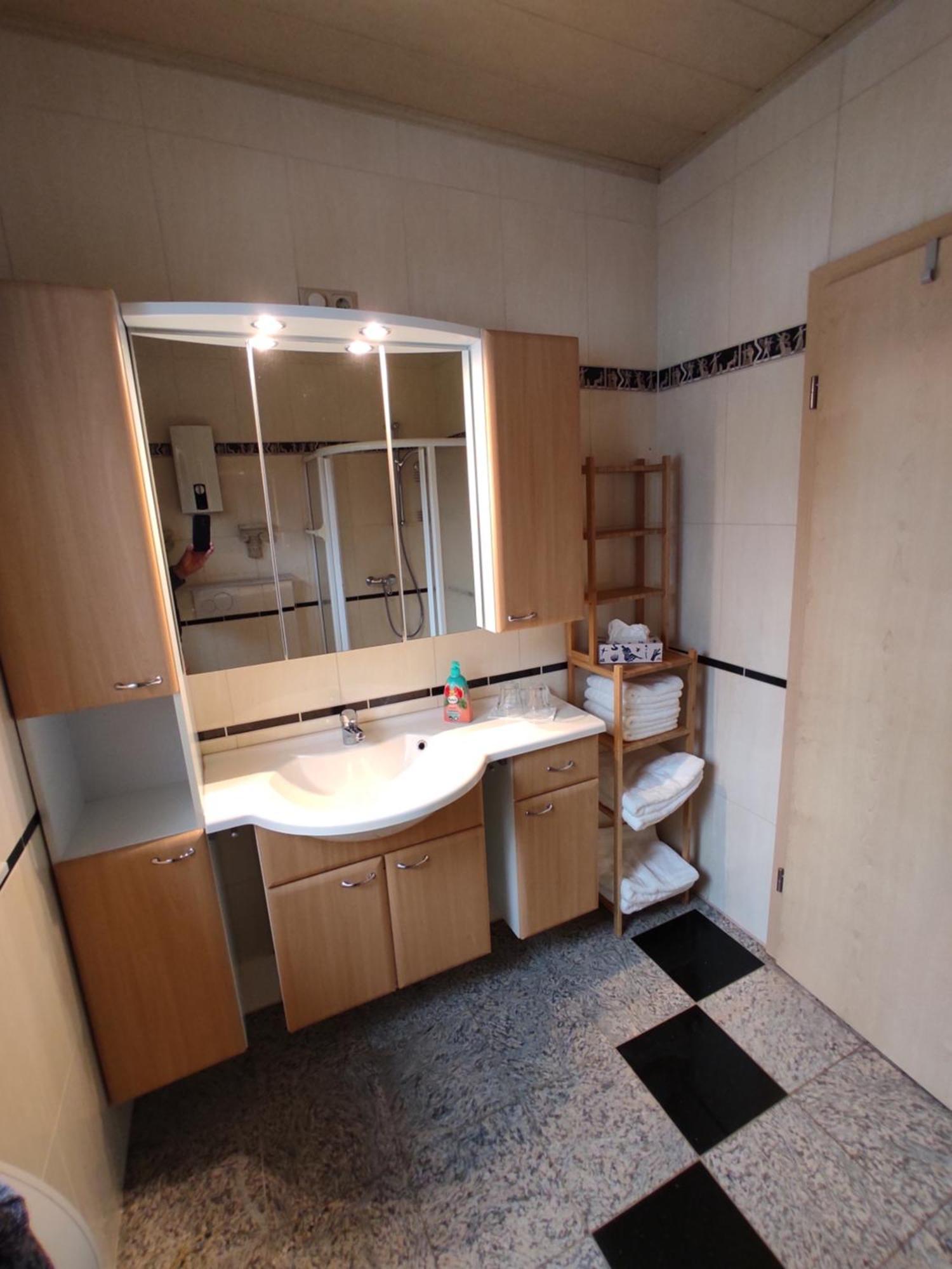 Moselferienweingut Schaefer Apartment Wintrich Room photo